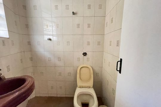 Banheiro 3 de casa para alugar com 3 quartos, 166m² em Vila Nova Alba, São Paulo