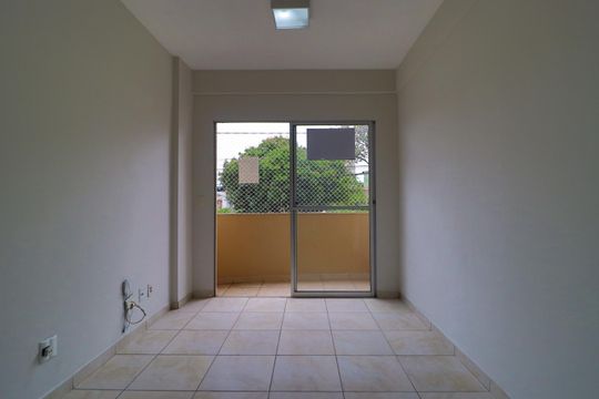 Sala de apartamento para alugar com 3 quartos, 75m² em Jardim Patricia, Uberlândia