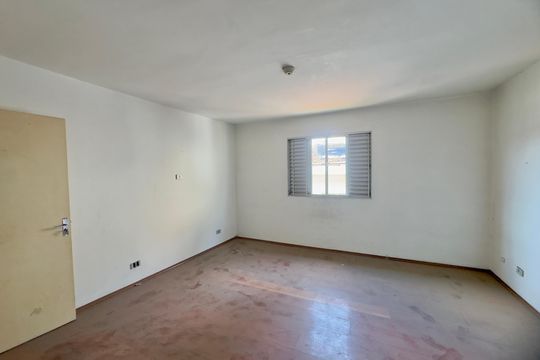 Quarto 2 casa 2 de casa à venda com 6 quartos, 294m² em Parque Maraba, Guarulhos