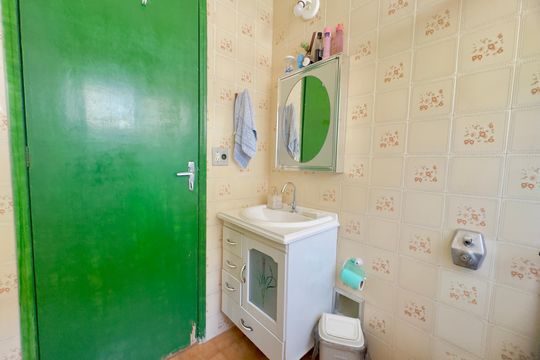 Banheiro social  de casa à venda com 6 quartos, 294m² em Parque Maraba, Guarulhos