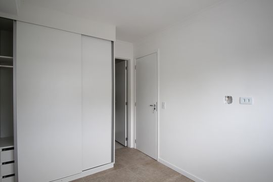 Quarto  de apartamento para alugar com 1 quarto, 30m² em Portal do Morumbi, São Paulo