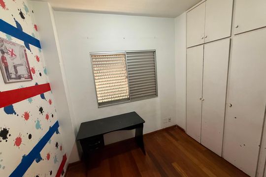 quarto 2 de apartamento à venda com 3 quartos, 80m² em Alto Caiçaras, Belo Horizonte