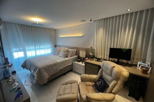 Apartamento à venda com 3 quartos, 136m² em Jardim Dom Bosco, São Paulo