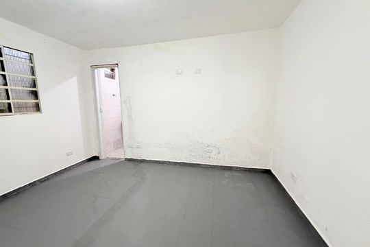 Suíte de casa para alugar com 2 quartos, 70m² em Jardim Germania, São Paulo