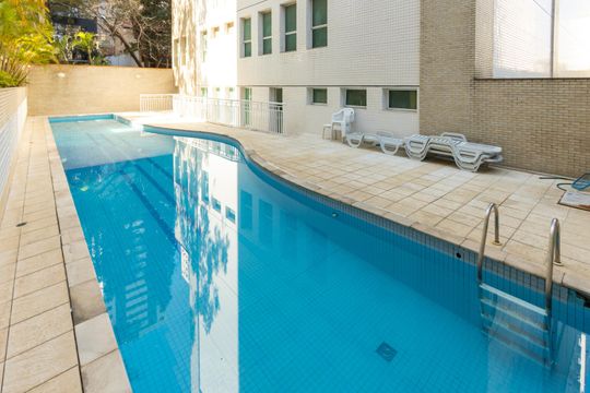 Piscina de apartamento para alugar com 1 quarto, 30m² em Jardim Paulista, São Paulo