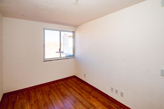 Sala de apartamento para alugar com 2 quartos, 41m² em Serra Dourada, Vespasiano