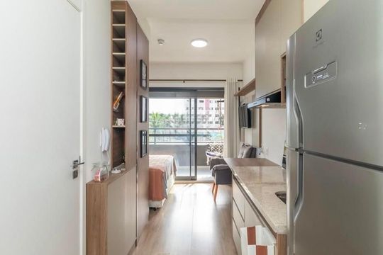 Cozinha de kitnet/studio à venda com 1 quarto, 26m² em Vila Cordeiro, São Paulo