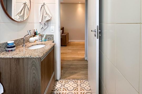 Banheiro Social de apartamento à venda com 2 quartos, 64m² em Jardim das Acacias, São Bernardo do Campo