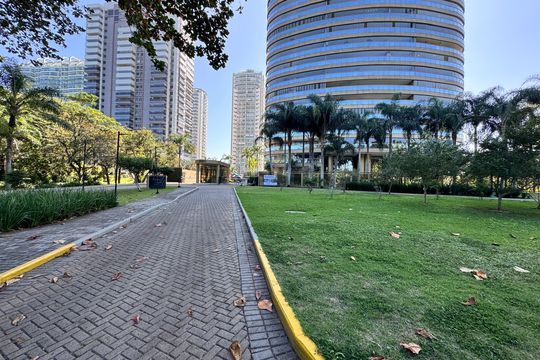 Fachada de apartamento para alugar com 3 quartos, 262m² em Barra da Tijuca, Rio de Janeiro