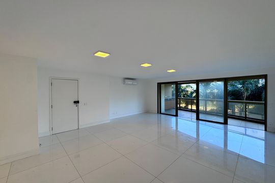Apartamento para alugar com 3 quartos, 262m² em Barra da Tijuca, Rio de Janeiro