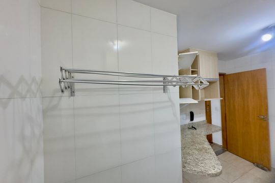 Área de Serviço de apartamento para alugar com 3 quartos, 57m² em Jardim Santa Clara, Guarulhos