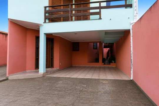 Área externa de casa para alugar com 5 quartos, 277m² em Jardim Anton von Zuben, Campinas