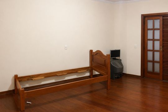 Quarto de casa para alugar com 5 quartos, 277m² em Jardim Anton von Zuben, Campinas