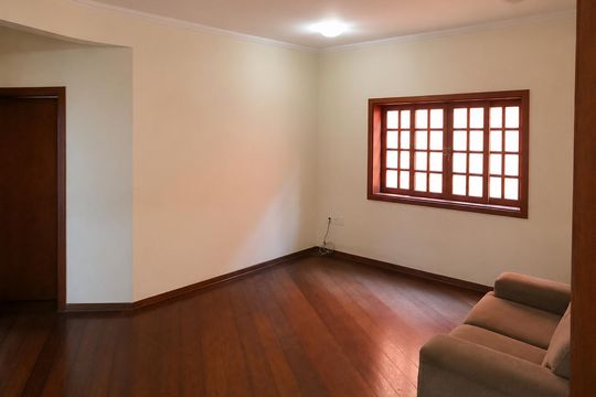 Sala de casa para alugar com 5 quartos, 277m² em Jardim Anton von Zuben, Campinas