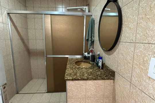 Banheiro de casa para alugar com 4 quartos, 125m² em Jardim Ipanema (zona Oeste), São Paulo