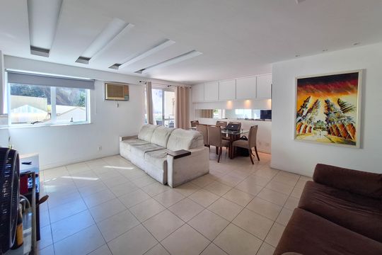 Apartamento à venda com 4 quartos, 160m² em Icaraí, Niterói