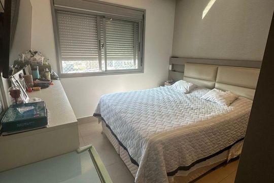 Quarto 1 de apartamento à venda com 2 quartos, 93m² em Chácara Santo Antônio (Zona Sul), São Paulo