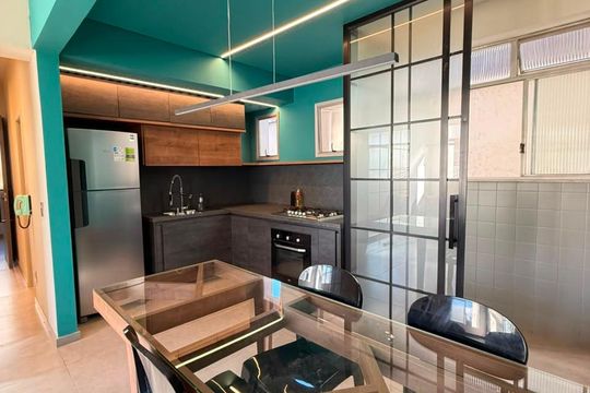 Cozinha de apartamento para alugar com 2 quartos, 138m² em Santa Efigênia, Belo Horizonte