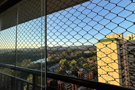 Varanda da Sala de apartamento para alugar com 2 quartos, 64m² em Alphaville Empresarial, Barueri