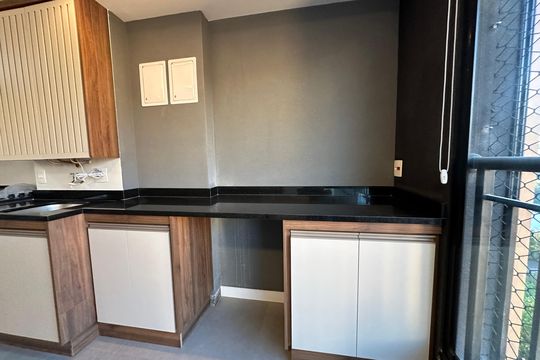 Área de Serviço de apartamento para alugar com 2 quartos, 64m² em Alphaville Empresarial, Barueri