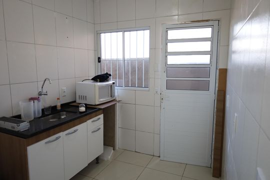 Cozinha de casa para alugar com 1 quarto, 50m² em Interlagos, São Paulo