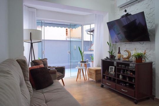 Apartamento à venda com 2 quartos, 96m² em Vila Ipiranga, Porto Alegre