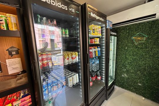 Área comum mercadinho de apartamento à venda com 2 quartos, 47m² em Jardim Sulacap, Rio de Janeiro