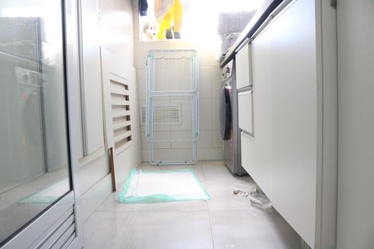Cozinha e Área de Serviço de apartamento à venda com 3 quartos, 96m² em Vila Anastácio, São Paulo