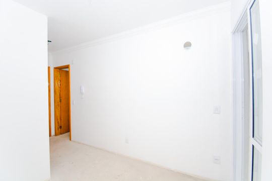 Sala de apartamento à venda com 2 quartos, 53m² em Jardim Aida, Guarulhos
