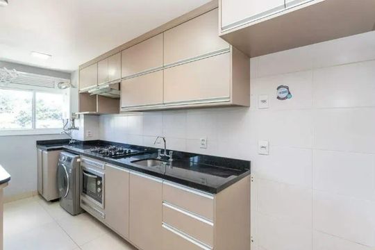 Cozinha de apartamento para alugar com 2 quartos, 55m² em Teresópolis, Porto Alegre