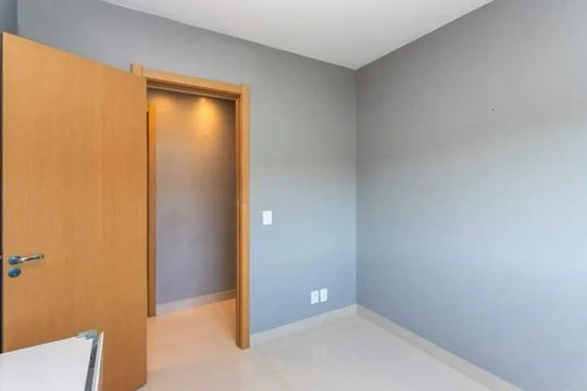 Quarto 2 de apartamento para alugar com 2 quartos, 55m² em Teresópolis, Porto Alegre