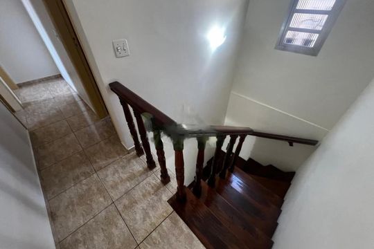 Casa à venda com 5 quartos, 200m² em Cidade Dutra, São Paulo
