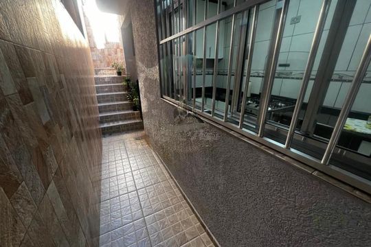 Casa à venda com 5 quartos, 200m² em Cidade Dutra, São Paulo