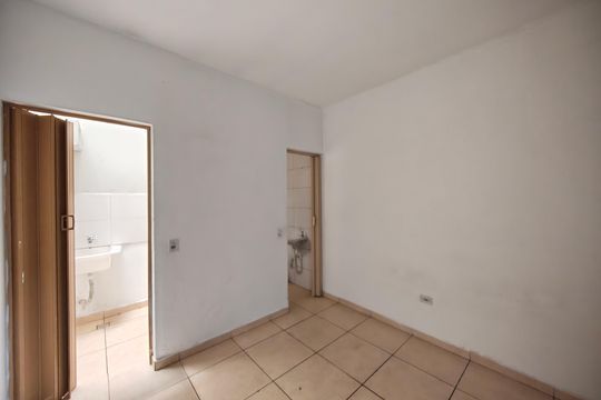 Suíte de casa para alugar com 1 quarto, 25m² em Parque Novo Mundo, São Paulo