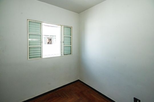 Quarto 1 de apartamento para alugar com 2 quartos, 42m² em Santa Monica, Belo Horizonte