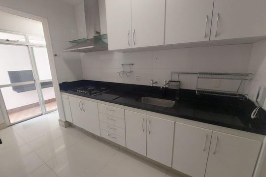 Cozinha de apartamento para alugar com 3 quartos, 150m² em Sagrada Família, Belo Horizonte