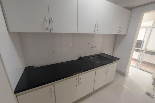 Área de Serviço de apartamento para alugar com 3 quartos, 150m² em Sagrada Família, Belo Horizonte