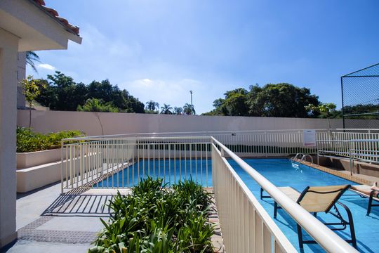 Área comum - Piscina de apartamento para alugar com 2 quartos, 47m² em Granja Viana, Cotia