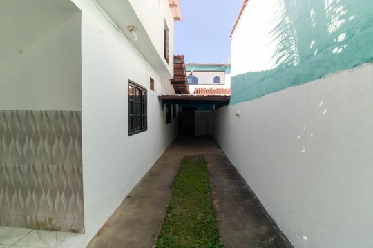 Garagem de casa para alugar com 2 quartos, 90m² em Piratininga, Niterói