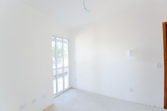 Sala de apartamento à venda com 2 quartos, 51m² em Jardim Aida, Guarulhos