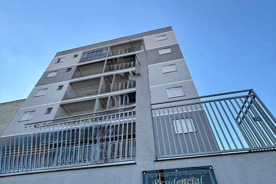 Fachada  de apartamento à venda com 2 quartos, 55m² em Jardim Aida, Guarulhos
