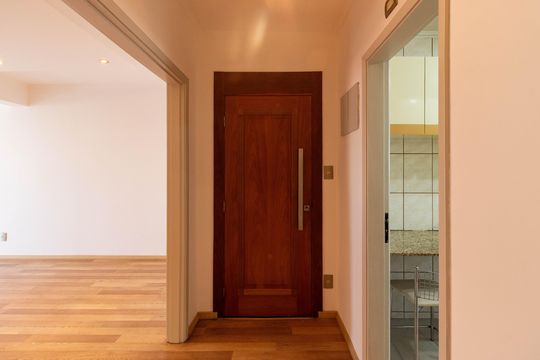 Entrada de apartamento para alugar com 3 quartos, 150m² em Lapa, São Paulo