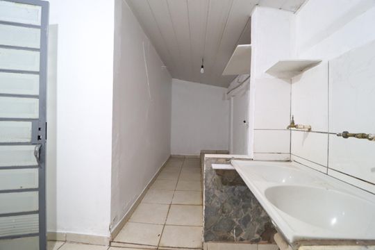 Área de Serviço de casa para alugar com 3 quartos, 159m² em Santa Mônica, Uberlândia