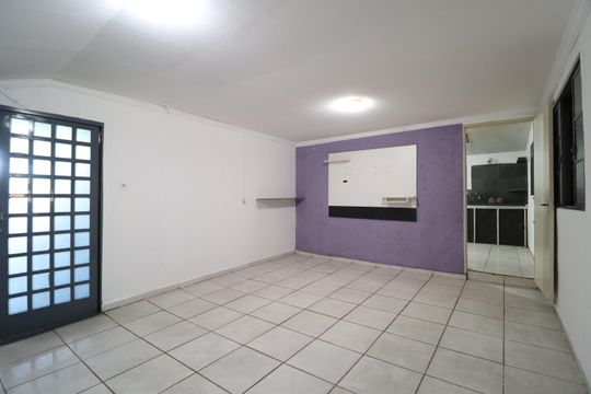 Casa para alugar com 3 quartos, 159m² em Santa Mônica, Uberlândia