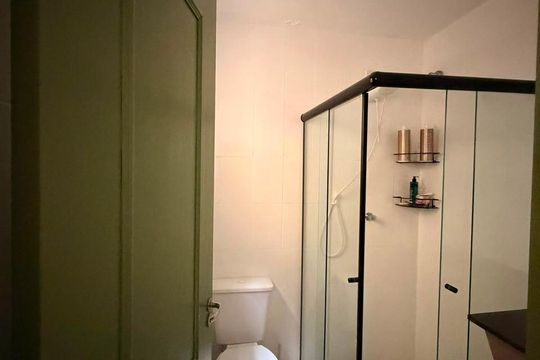 Banheiro de casa de condomínio para alugar com 3 quartos, 180m² em Vila Oliveira, Mogi das Cruzes