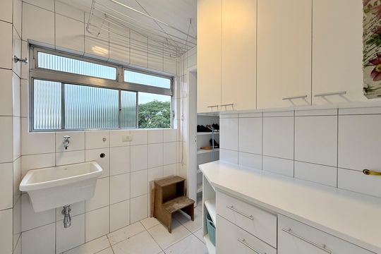 Área de Serviço de apartamento para alugar com 2 quartos, 134m² em Vila Mascote, São Paulo