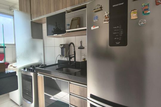 Cozinha de apartamento à venda com 2 quartos, 49m² em Recanto Quarto Centenario, Jundiaí