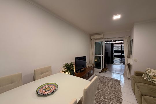 Sala de casa à venda com 2 quartos, 90m² em Medeiros, Jundiaí