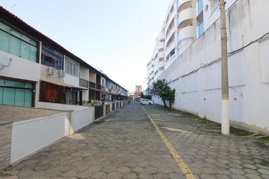 Casa de Condomínio para alugar com 2 quartos, 80m² em Jardim Flamboyant, Cabo Frio