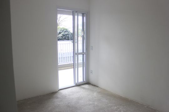 Sala  de apartamento à venda com 2 quartos, 62m² em Jardim Aida, Guarulhos